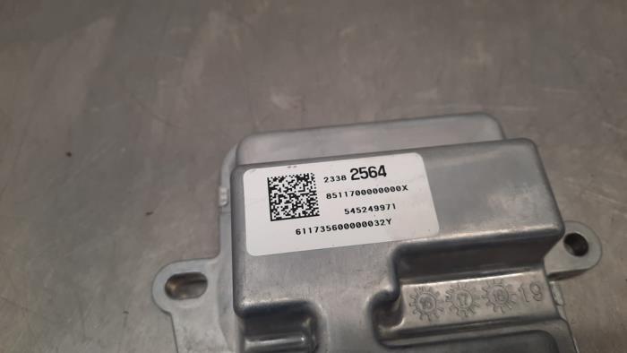 Electric fuel module from a Opel Astra K 1.6 CDTI 16V 2018