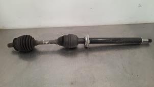 Used Front drive shaft, right Mercedes GLA (156.9) 2.2 200 CDI, d 16V Price € 223,85 Inclusive VAT offered by Autohandel Didier