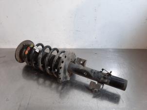 Used Fronts shock absorber, left Landrover Discovery Sport (LC) 2.0 TD4 150 16V Price € 163,35 Inclusive VAT offered by Autohandel Didier