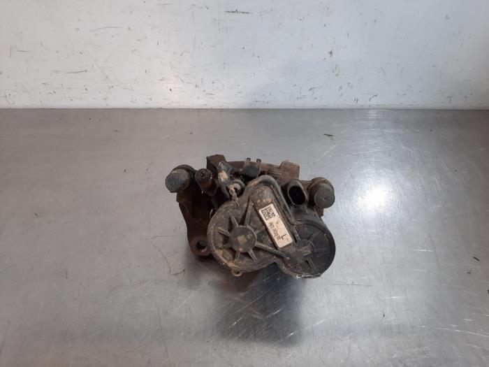 Rear brake calliper, left from a Land Rover Discovery Sport (LC) 2.0 TD4 150 16V 2017