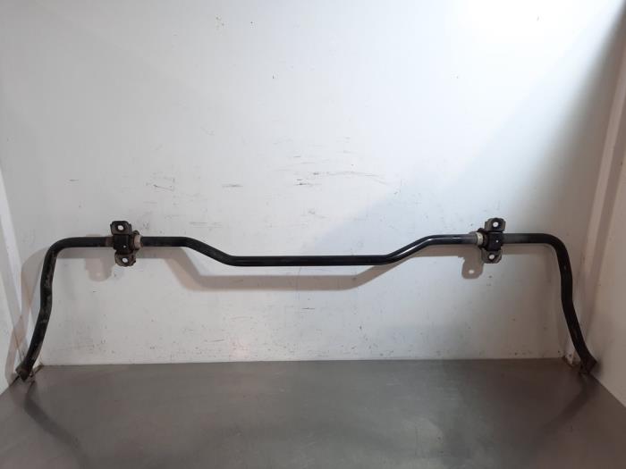 Rear anti-roll bar from a Land Rover Discovery Sport (LC) 2.0 TD4 150 16V 2017