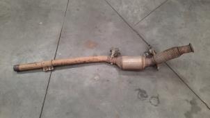 Front pipe + catalyst from a Volkswagen Tiguan (5N1/2) 2.0 TDI 16V Blue Motion 2016