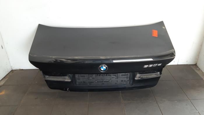 Portón trasero de un BMW 5 serie (G30) 530e iPerformance 2020