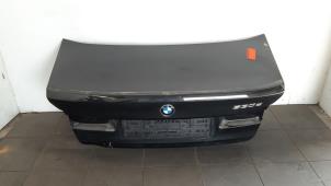 Używane Tylna klapa BMW 5 serie (G30) 530e iPerformance Cena € 447,70 Z VAT oferowane przez Autohandel Didier