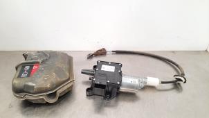 Used Parking brake motor Citroen DS 4/DS 4 Crossback (NX) 1.6 BlueHDI 120 Price € 163,35 Inclusive VAT offered by Autohandel Didier