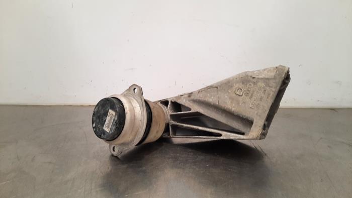 Used Engine mount Audi Q7 (4LB) 3.6 FSI V6 24V Price € 48,40 Inclusive VAT offered by Autohandel Didier