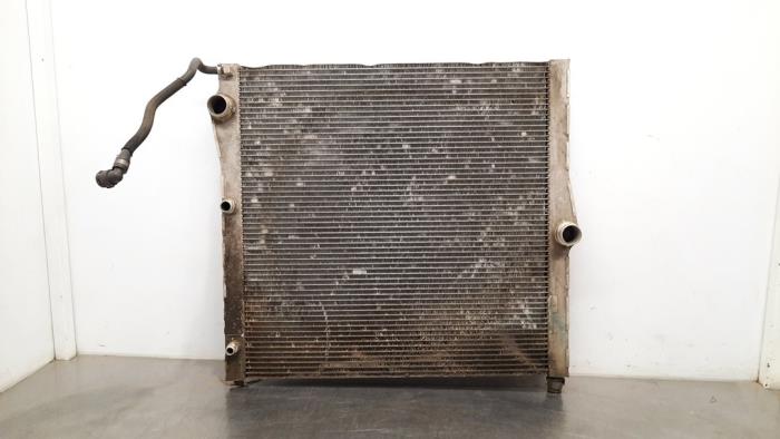Usagé Radiateur BMW X6 (E71/72) xDrive50i 4.4 V8 32V Prix € 42,35 Prix TTC proposé par Autohandel Didier
