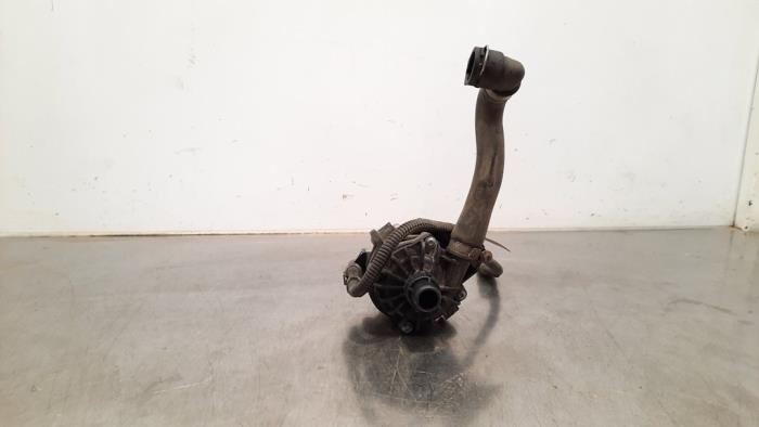 Begagnade Extra vattenpump BMW X6 (E71/72) xDrive50i 4.4 V8 32V Pris € 60,50 Inklusive moms erbjuds av Autohandel Didier