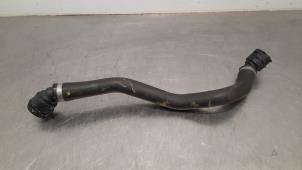 Used Radiator hose Mercedes CLA (118.3) 1.3 CLA-180 Turbo 16V Price € 18,15 Inclusive VAT offered by Autohandel Didier