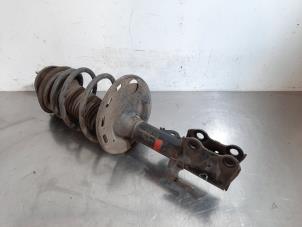 Used Front shock absorber, right Toyota Avensis Wagon (T27) 1.6 16V D-4D Price € 121,00 Inclusive VAT offered by Autohandel Didier