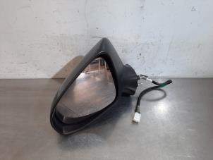 Used Wing mirror, left Toyota Avensis Wagon (T27) 1.6 16V D-4D Price € 193,60 Inclusive VAT offered by Autohandel Didier