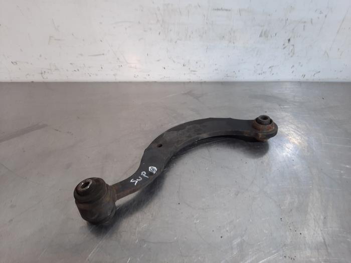Rear upper wishbone, right from a Toyota Avensis Wagon (T27) 1.6 16V D-4D 2017