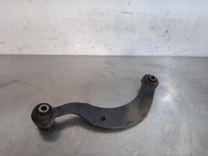 Used Rear upper wishbone, right Toyota Avensis Wagon (T27) 1.6 16V D-4D Price € 24,20 Inclusive VAT offered by Autohandel Didier