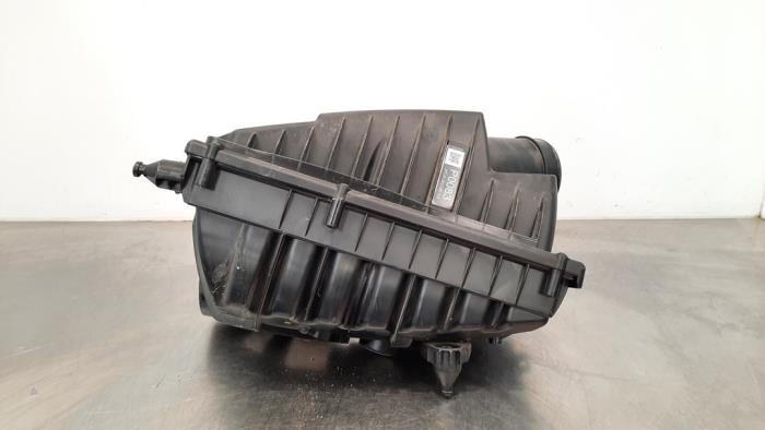 Begagnade Luftfilterhus Landrover Range Rover Sport (LW) 2.0 16V P400e Pris € 199,65 Inklusive moms erbjuds av Autohandel Didier