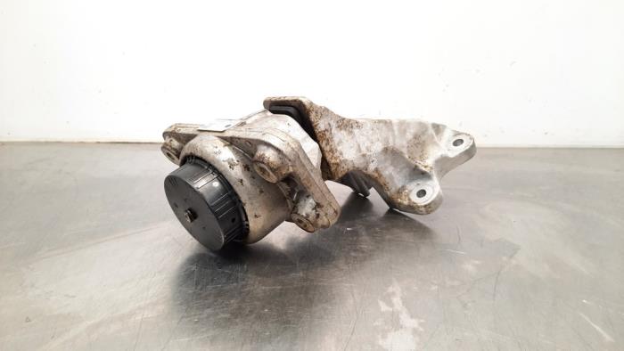Used Engine mount Landrover Range Rover Sport (LW) 2.0 16V P400e Price € 60,50 Inclusive VAT offered by Autohandel Didier