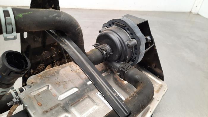 Radiator fluid heating module from a Land Rover Range Rover Sport (LW) 2.0 16V P400e 2019
