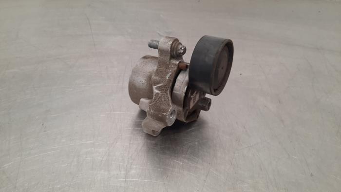 Usados Rodillo tensor correa múltiple BMW X6 (F16) xDrive30d 3.0 24V Precio € 54,45 IVA incluido ofrecido por Autohandel Didier