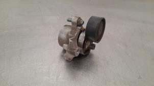 Used Drive belt tensioner BMW X6 (F16) xDrive30d 3.0 24V Price € 42,35 Inclusive VAT offered by Autohandel Didier