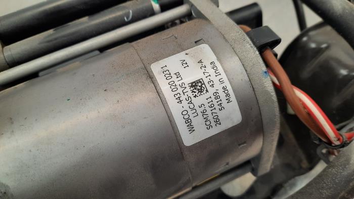 Bomba neumática (suspensión) de un BMW X6 (F16) xDrive30d 3.0 24V 2018