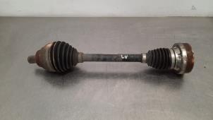 Used Front drive shaft, left Volkswagen Touran (5T1) 1.6 TDI SCR BlueMotion Technology Price € 254,10 Inclusive VAT offered by Autohandel Didier