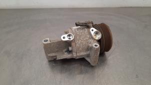 Used Air conditioning pump Dacia Duster (SR) 1.5 Blue dCi 115 4x4 Price € 223,85 Inclusive VAT offered by Autohandel Didier