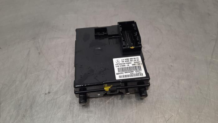 Module climatronic from a Mercedes-Benz C (W205) C-200d 2.2 16V 2017
