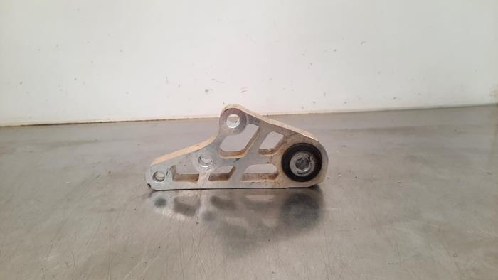 Used Engine mount Jeep Compass II (MP) 1.6 D 16V Multijet II Price € 30,25 Inclusive VAT offered by Autohandel Didier