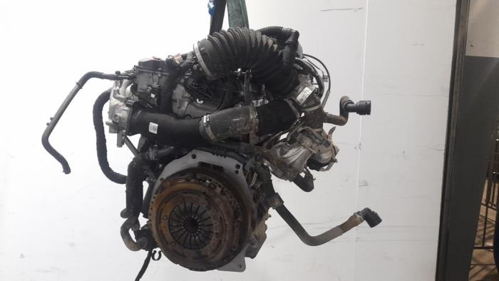 Engine Skoda Octavia Combi 2.0 TDI GreenTec 16V - 05L100032A DSUD