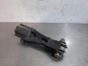 Used Rear lower wishbone, left Mercedes A (W176) 1.6 A-180 16V Price € 24,20 Inclusive VAT offered by Autohandel Didier