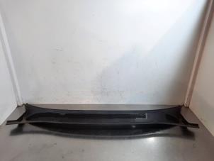 Used Cowl top grille Opel Corsa E 1.4 16V Price € 66,55 Inclusive VAT offered by Autohandel Didier
