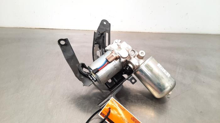 Usados Servofreno Toyota RAV4 (A5) 2.5 Hybrid 16V Precio € 199,65 IVA incluido ofrecido por Autohandel Didier
