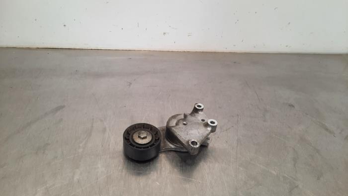 Usados Rodillo tensor correa múltiple Ford Transit Courier 1.5 EcoBlue Precio € 30,25 IVA incluido ofrecido por Autohandel Didier