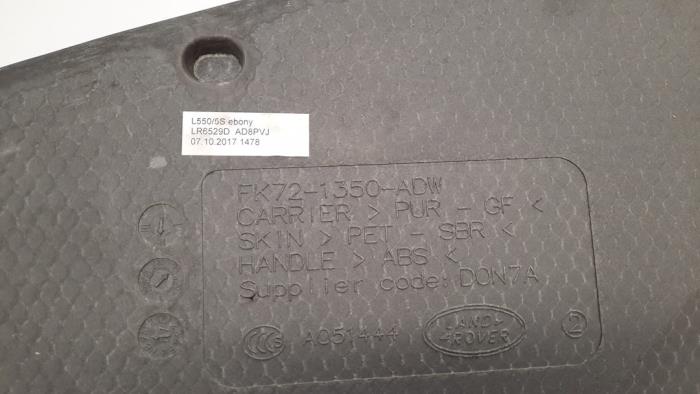Boot mat from a Land Rover Discovery Sport (LC) 2.0 TD4 150 16V 2018