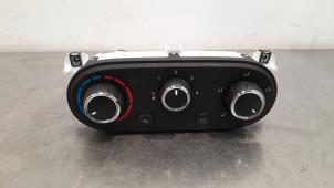 Used Air conditioning control panel Iveco Daily Price € 96,80 Inclusive VAT offered by Autohandel Didier