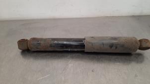 Used Rear shock absorber, left Peugeot Boxer (U9) 2.2 Blue HDi 165 Price € 36,30 Inclusive VAT offered by Autohandel Didier