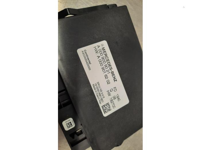 Used Automatic gearbox computer Mercedes A-Klasse AMG (177.0) 2.0 A-35 AMG Turbo 16V 4Matic Price € 133,10 Inclusive VAT offered by Autohandel Didier