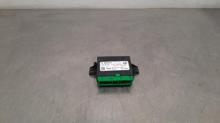 Begagnade PDC-modul Peugeot 308 SW (L4/L9/LC/LJ/LR) 1.5 BlueHDi 130 Pris € 60,50 Inklusive moms erbjuds av Autohandel Didier