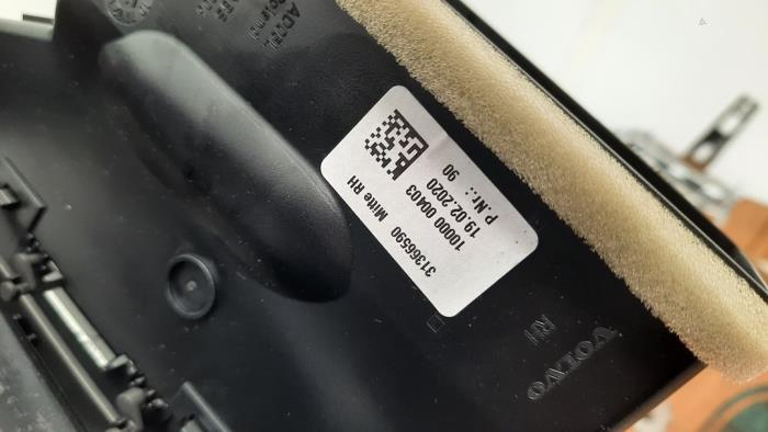 Radiotrim Volvo V90 II 2.0 D3 16V - 31366590 - Autohandel Didier