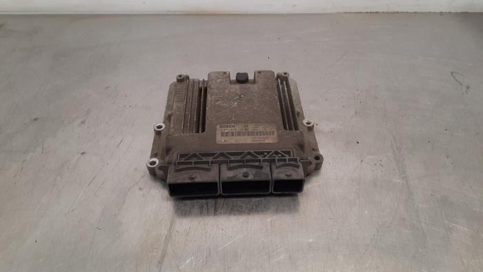 Used Engine management computer Renault Master III (FV) 2.3 dCi 125 16V FWD Price € 229,90 Inclusive VAT offered by Autohandel Didier
