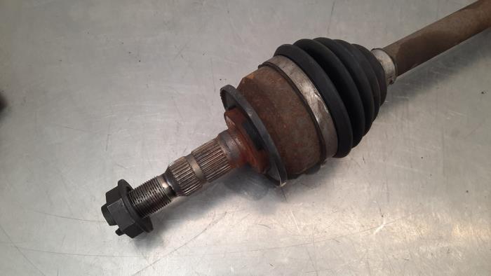 Front drive shaft, left from a Opel Astra K 1.5 CDTi 105 12V 2020