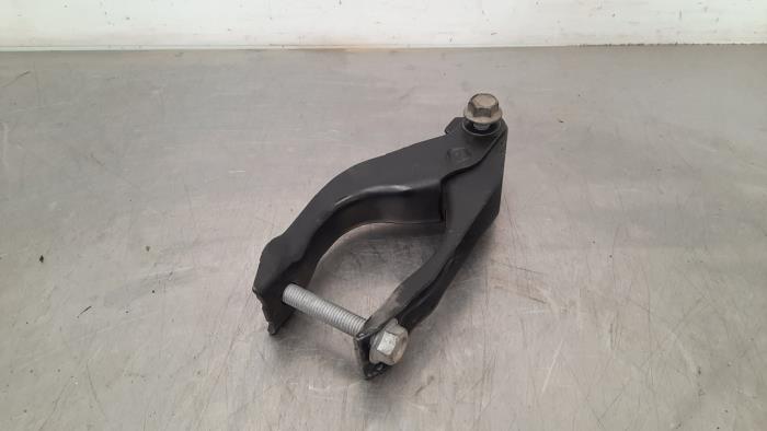 Used Engine mount Opel Astra K 1.5 CDTi 105 12V Price € 24,20 Inclusive VAT offered by Autohandel Didier