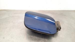 Used Tank cap cover Opel Astra K Sports Tourer 1.5 CDTi 105 12V Price € 66,55 Inclusive VAT offered by Autohandel Didier