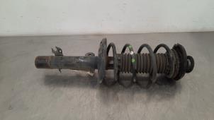 Used Front shock absorber, right Opel Crossland/Crossland X 1.5 CDTI 100 Price € 127,05 Inclusive VAT offered by Autohandel Didier