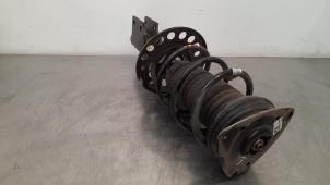 Used Fronts shock absorber, left Peugeot 308 (F3/FB/FH/FM/FP) 1.2 12V PureTech 110 Price € 127,05 Inclusive VAT offered by Autohandel Didier