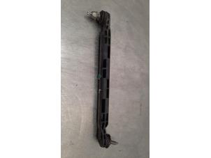 Used Anti-roll bar guide Peugeot 308 (F3/FB/FH/FM/FP) 1.2 12V PureTech 110 Price € 30,25 Inclusive VAT offered by Autohandel Didier