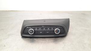 Used Air conditioning control panel Opel Crossland/Crossland X 1.5 CDTI 100 Price € 66,55 Inclusive VAT offered by Autohandel Didier