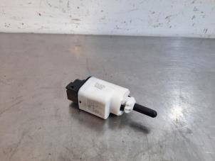 Used Brake light switch Citroen C4 Berline (BA/BB/BC) 1.5 BlueHDi 110 16V Price € 36,30 Inclusive VAT offered by Autohandel Didier