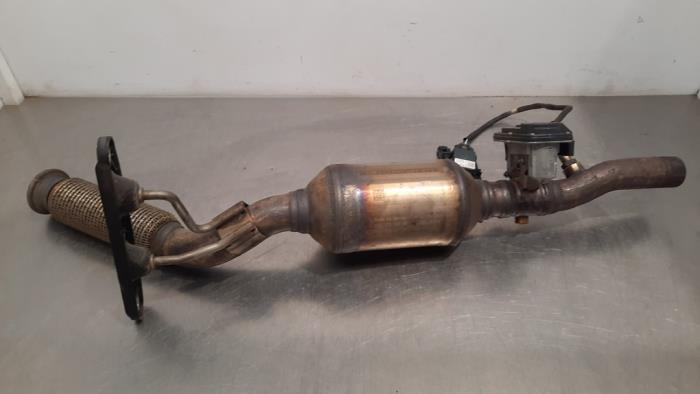 Used Front pipe + catalyst Volkswagen Polo VI (AW1) 1.6 TDI 16V 80 Price € 266,20 Inclusive VAT offered by Autohandel Didier
