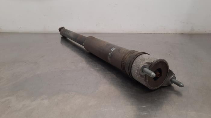 Rear shock absorber, right from a Mercedes-Benz A (177.0) 1.5 A-180d 2019