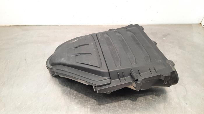 Begagnade Luftfilterhus Volkswagen Polo VI (AW1) 1.0 TSI 12V Pris € 48,40 Inklusive moms erbjuds av Autohandel Didier